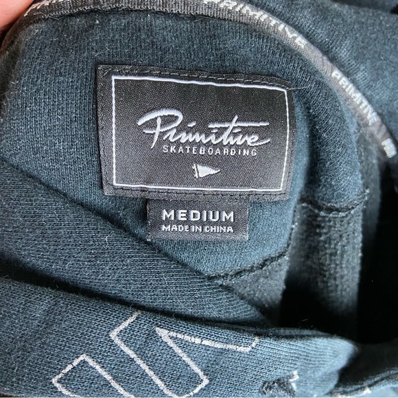 Primitive Skateboards All Over Logo Hoodie Medium Black Streetwear Pullover - Picture 6 of 6